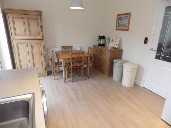 Kitchen/Dining Room