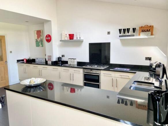 KITCHEN/DINING/FAMILY ROOM