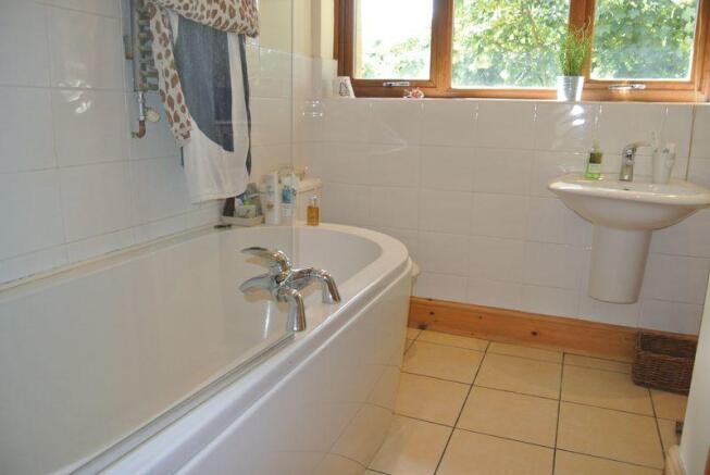 En-suite Bathr...