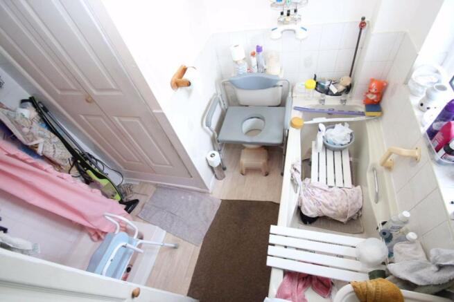 Photo 10