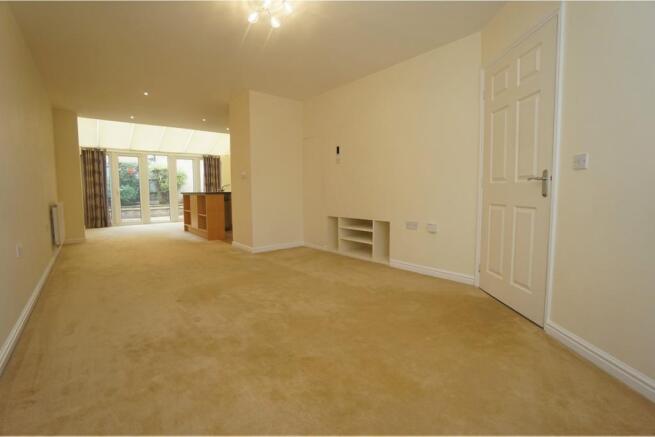 Lounge / Kitchen
