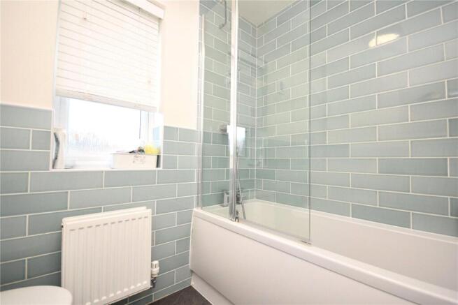 4 bed Detached for sale Image 12