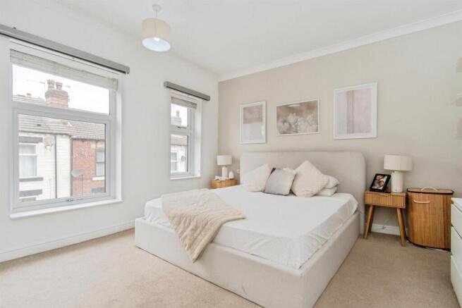 2 bed Terraced for sale Image 4