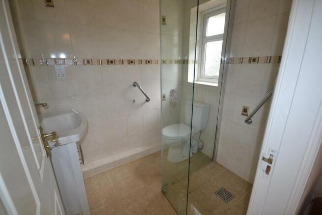 EN SUITE