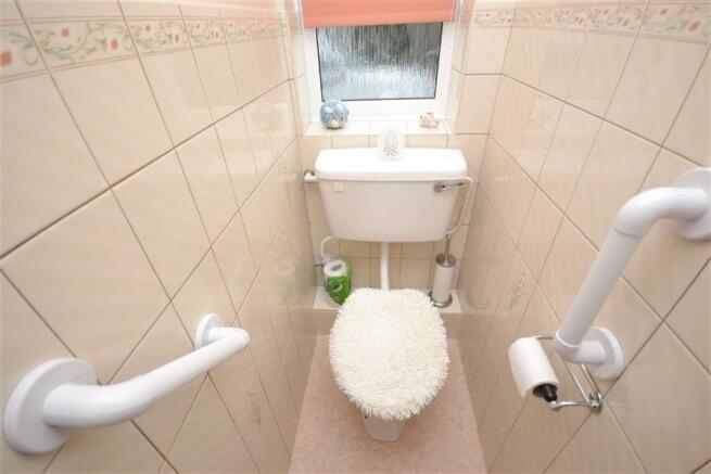 Separate w.c