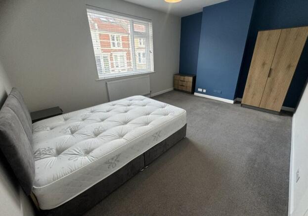 Bedroom 5 @ £825pcm