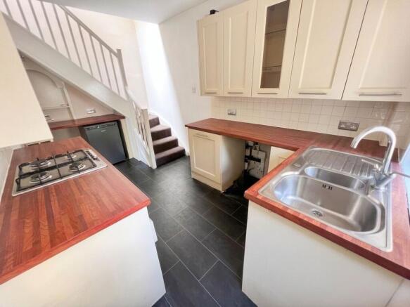2 bed Cottage for sale Image 7