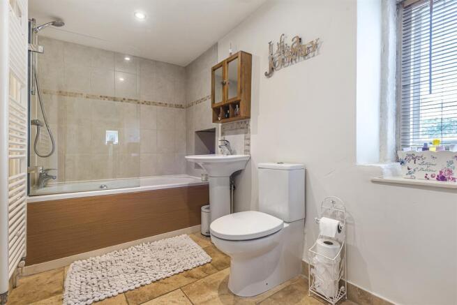 3 bed Semi-Detached for sale Image 10
