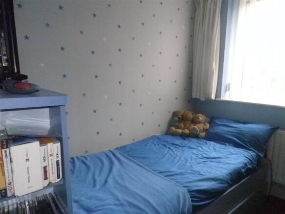 BEDROOM 5