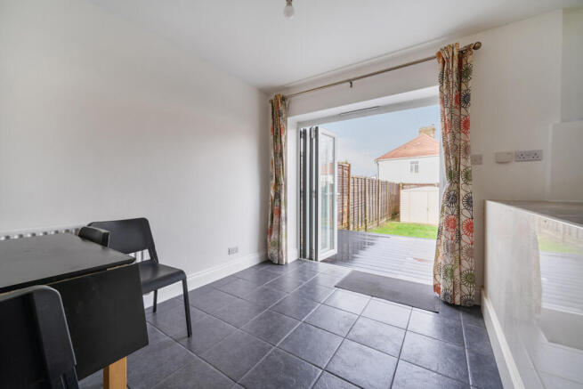 1416056-6-698ef33...