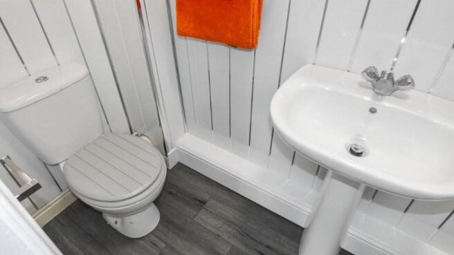 1 bed Flat to rent Image 5