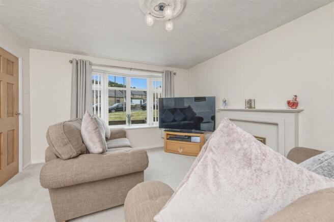 3 bed Terraced for sale Image 6