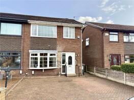 18, Arnside Avenue, Chadderton OL9 9DJ