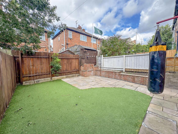 3 bed Semi-Detached for sale Image 8