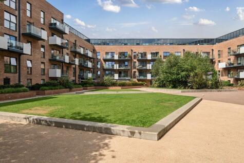 Station Approach, Sydenham, London, SE26
