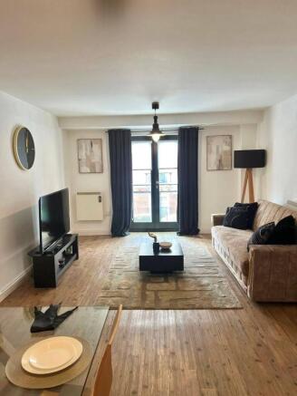 Premium 2 Bedroom flat To Let in prominent Birmi