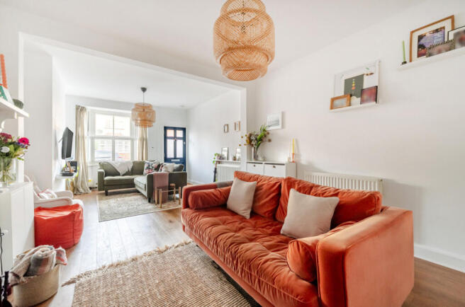 1387441-17-693fde...