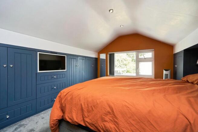 3 bed Detached Bungalow for sale Image 10