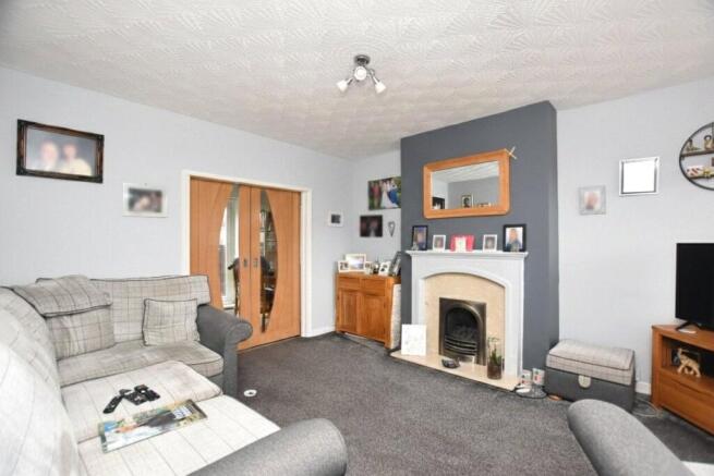 3 bed Semi-Detached for sale Image 6