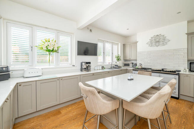 Newbridge Avenue, Newbridge photo 4