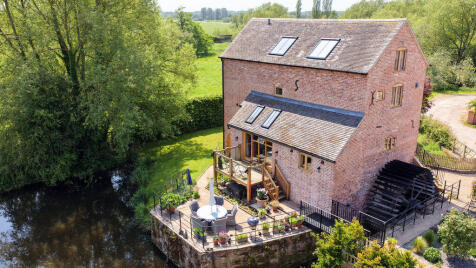 The Water Mill, Stretton