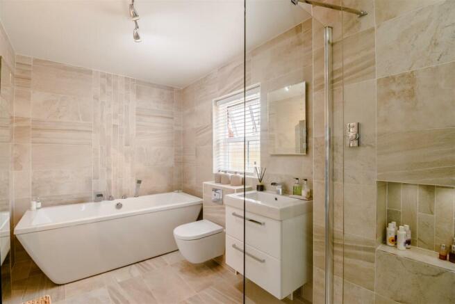 8519257-interior17.jpg
