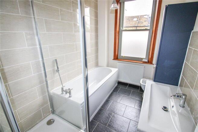2 bed Terraced for sale Image 5