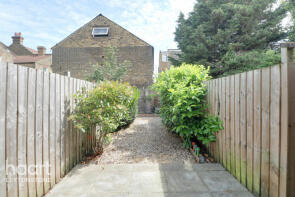 124, Brunswick Road, London E10 6RS