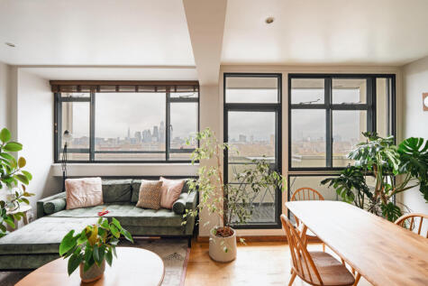 Keeling House XI, London E2