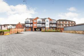 Flat 7, Abbey House, High Road, South Benfleet, Benfleet SS7 5HY