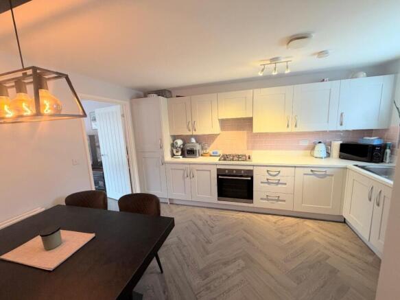 DINING KITCHEN