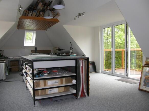 Studio above Garage