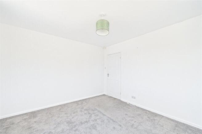 3 bed Bungalow for sale Image 8