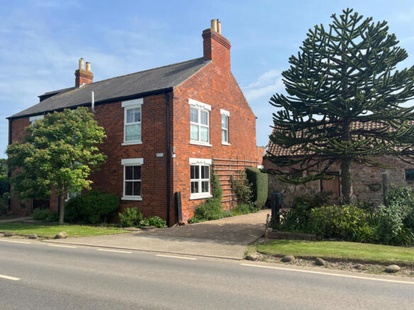 5 Bedroom Detached for Sale