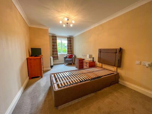 Double Bedroom