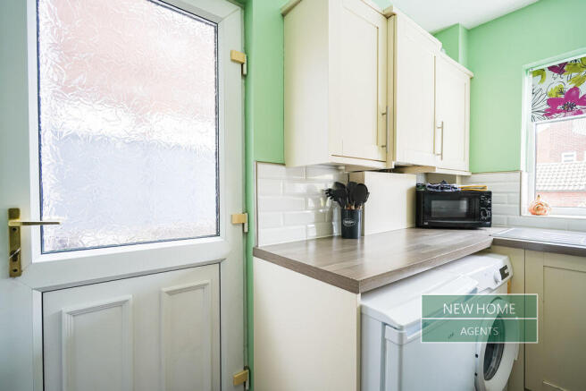 3 bed Terraced for sale Image 11