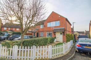 86, Pilkingtons, Harlow CM17 9DR