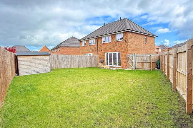 3 bed Semi-Detached for sale Image 11