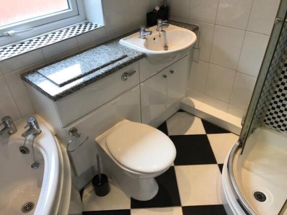 bathroom3