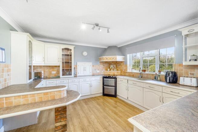 Keppel Gate (Amber Hill)-24