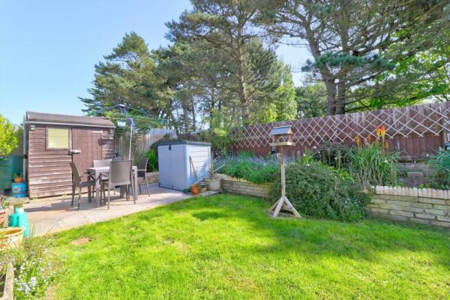 Rear garden ii.jpg