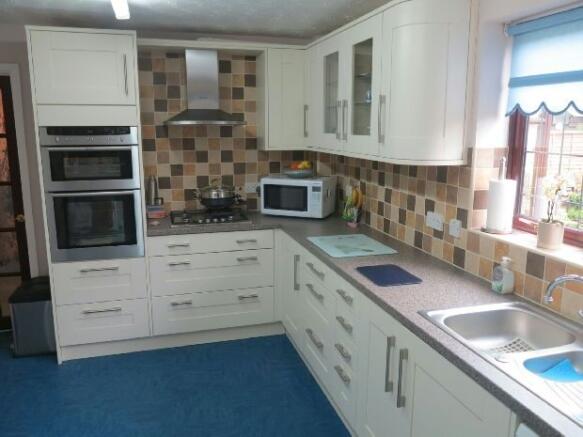 Kitchen/Breakfast Ro