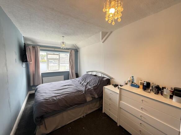 4 bed Town House for sale Image 8