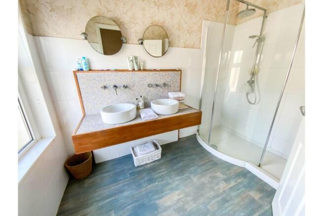 En-suite