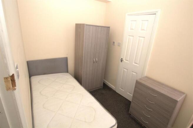 1 bed Terraced to rent Image 7