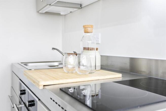 1508626323 - F7 - 2.jpg