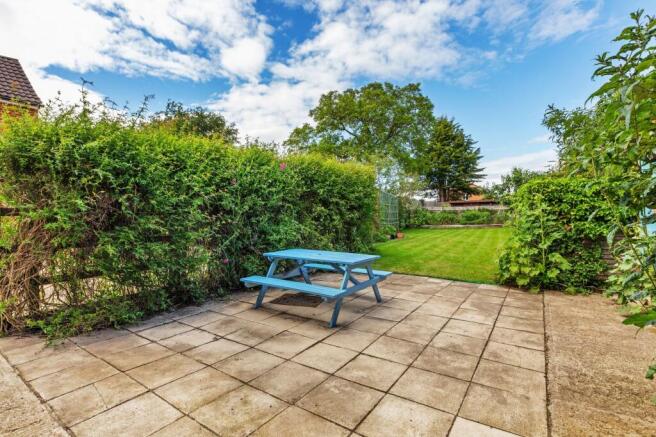 Chinnor Road, Thame, OX9 photo 4