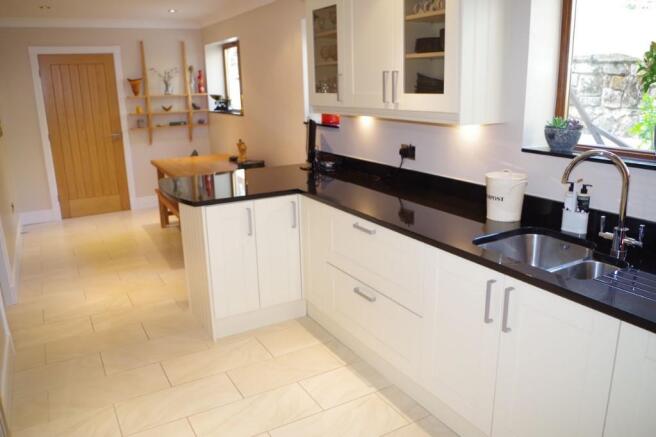 Dining kitchen