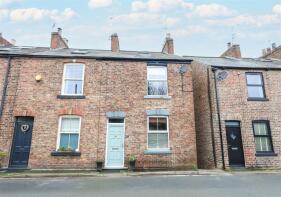 17, Ure Bank Top, Ripon HG4 1JD