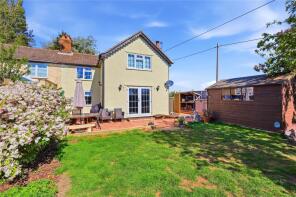 1, Sharpes Cottages, Stanbrook Road, Dunmow CM6 2NN